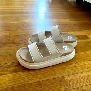 REEF CUSHION BONDI 2 BAR 9m